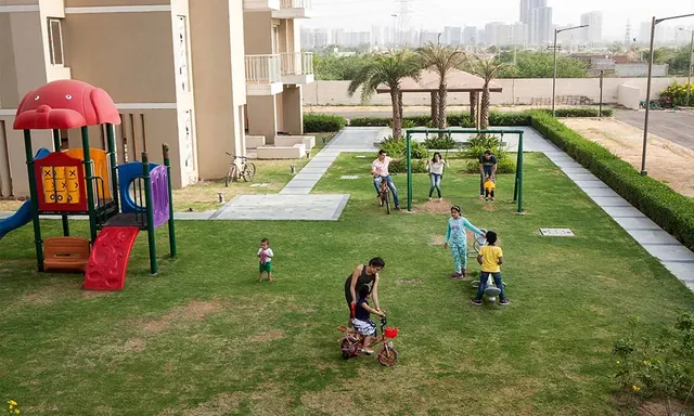 Experion Heartsong - landscaped play area (photo) thumbnail